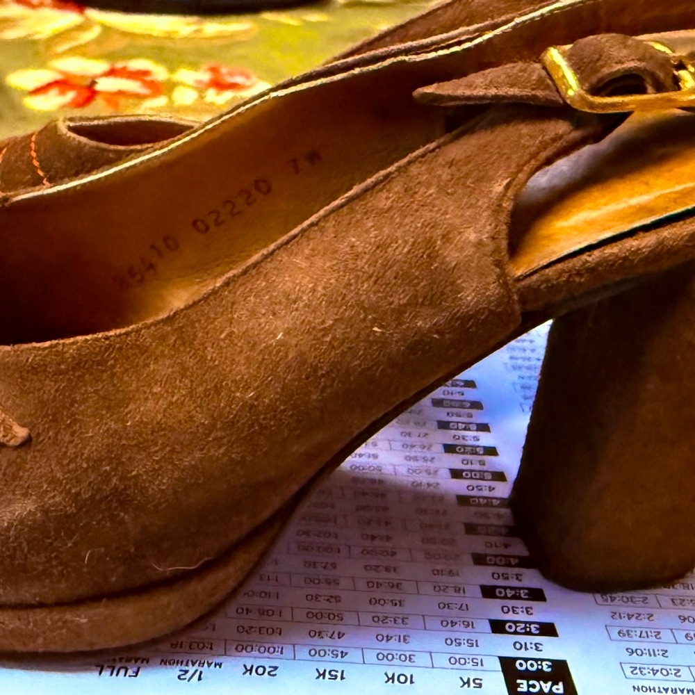Vintage 1970 Brown Suede Peep-Toe Women's Shoes - Picture 6 of 9